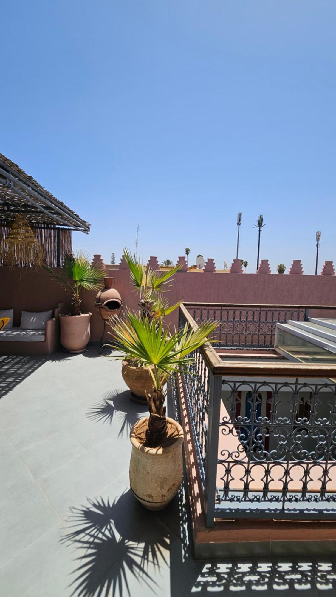 Riad Melilo Avec Piscine Chauffee Marrakesh Exterior foto